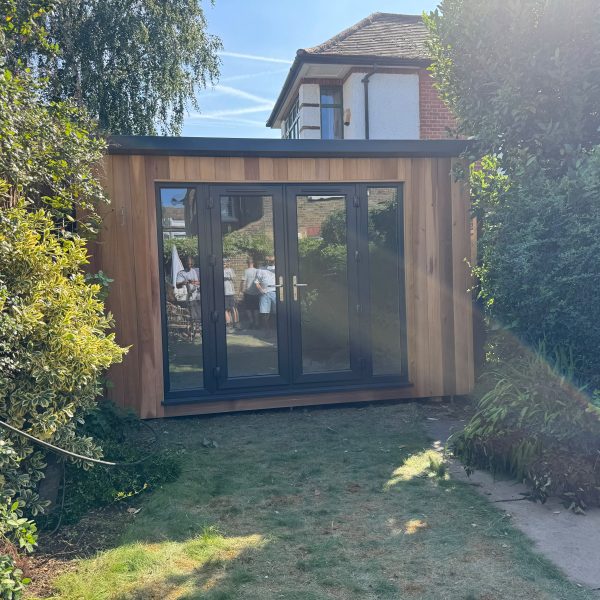 3.6m x 3m Contemp Overhang