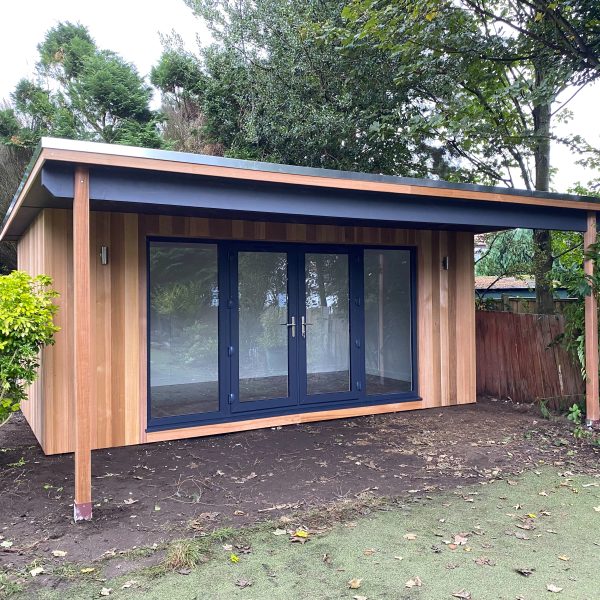 4.8m x 3m with bespoke overhang