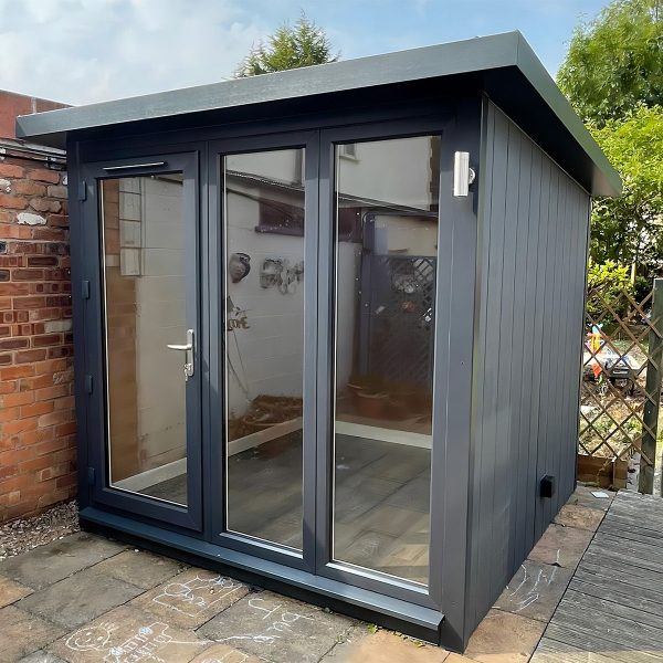 2.4m Hampton with outside light and grey weatherboard