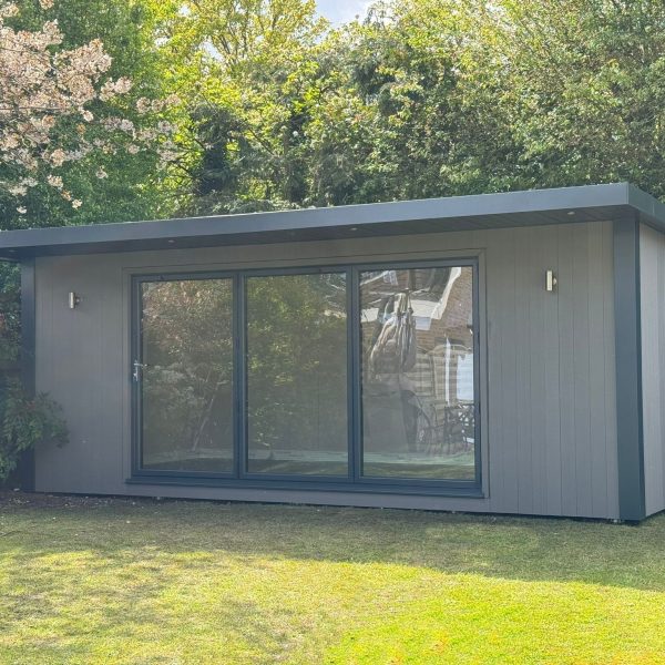 6m x 3m Urban Bespoke 1m Overhang with Stone Cladding