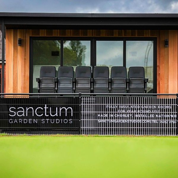 5.4m x 3m studio with bespoke 2m overhang, composite decking, 4m UPVC sliding doors and outside lights