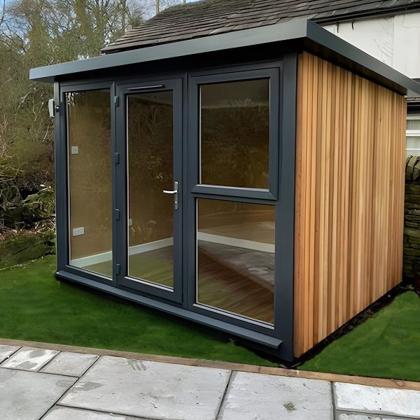 3m Hampton with outside light, western red cedar panel and light oak laminate flooring